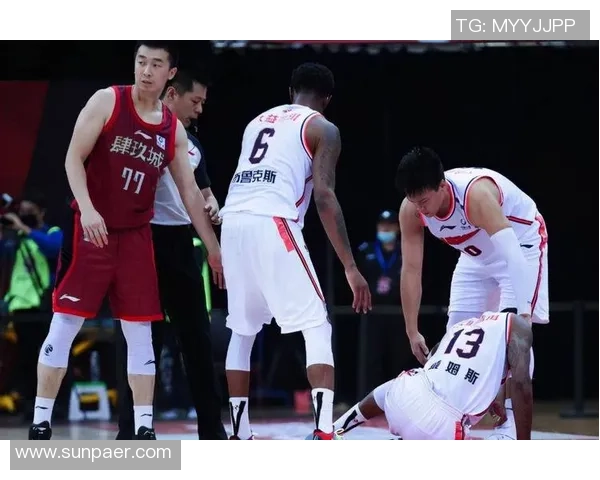 上海篮球队灵活性引发热议球迷与专家观点大碰撞 上海篮球队灵活性引发热议球迷与专家观点大碰撞