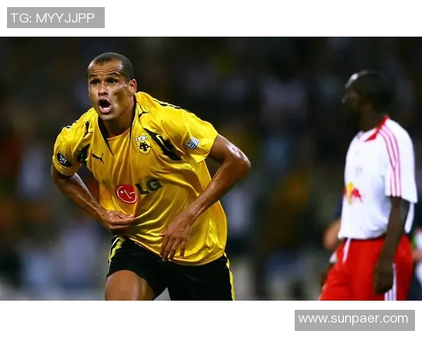 全球足坛的明星球员盘点及他们的辉煌成就与影响力分析