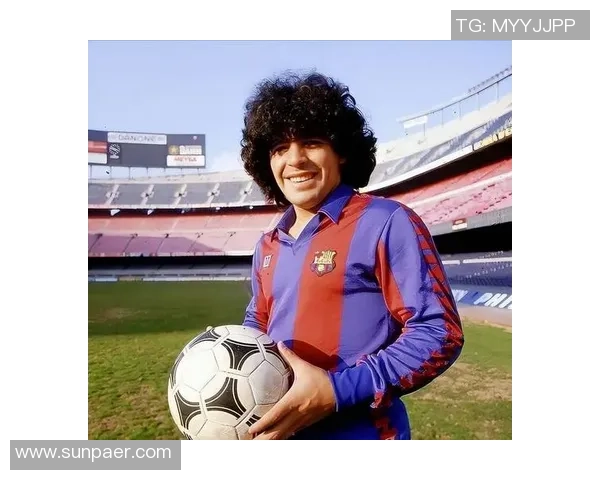 全球足球明星完整排名及其成就解析与历史影响力分析