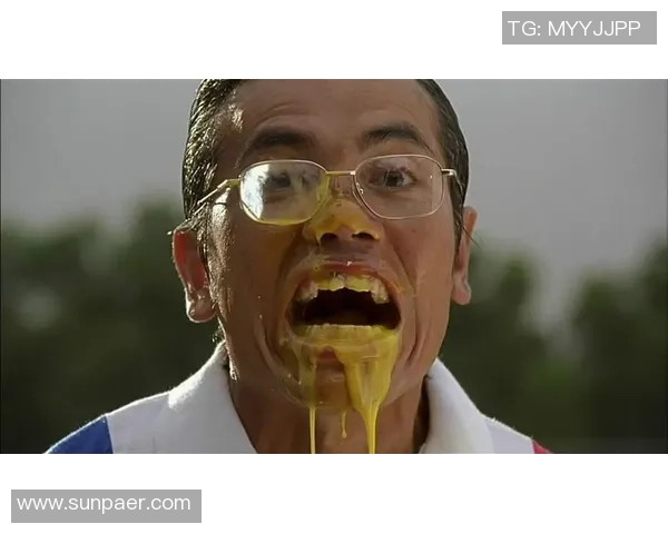 少林足球中的瘦螳螂拳技艺展示与精彩瞬间图片分享